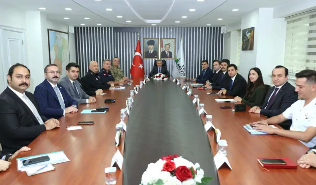 Artvin'de 'İl Güvenlik ve Asayiş Koordinasyon Kurulu Toplantısı yapıldı