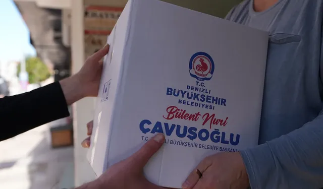 Denizli'de gıda kolisi desteği devam ediyor