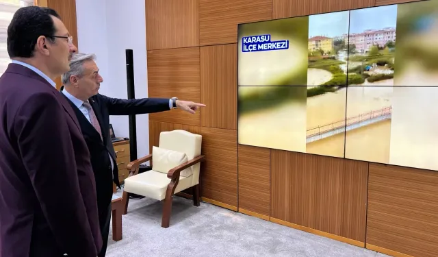 Sel sonrası Sakarya'nın her noktasında aralıksız çalışılıyor