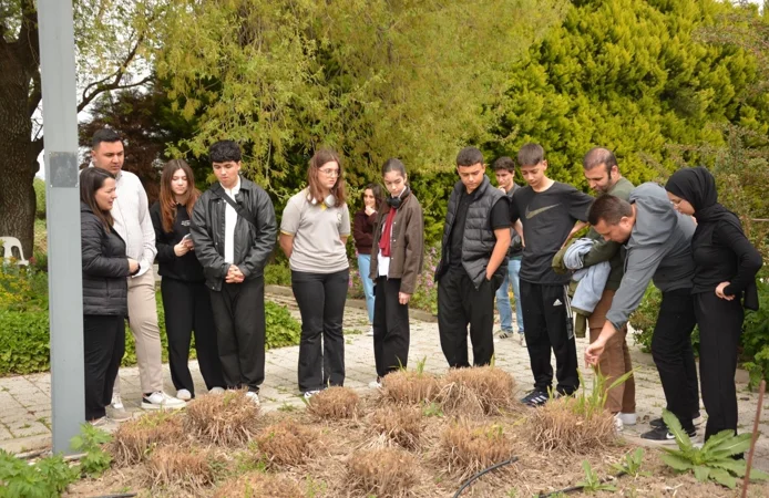 BAÇEM ile öğrenciler doğanın inceliklerini öğreniyor