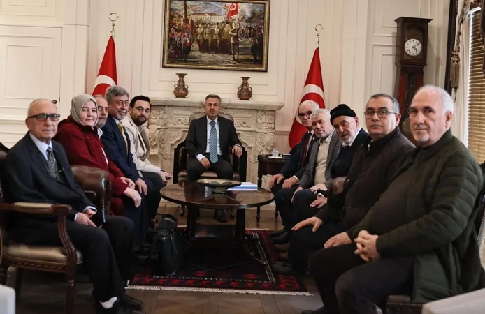 İzmir Çiğli Yaka Kent'te Gençlik Merkezi temeli atılıyor