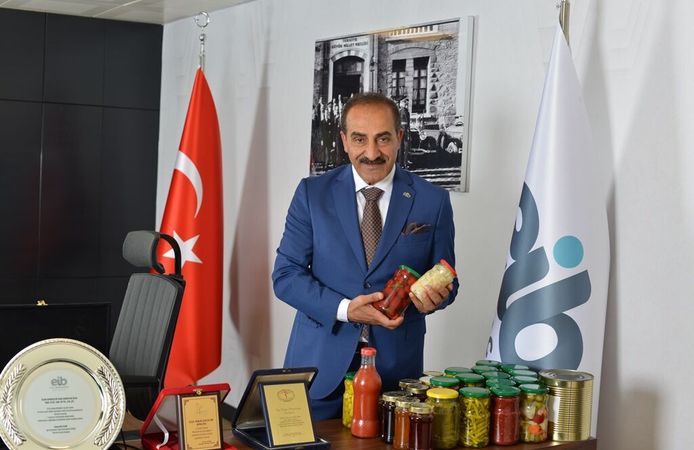 Dünya’nın turşusu İzmir’de kuruldu