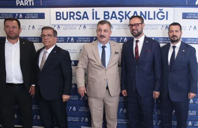 Bursa'da Yeniden Refah'tan Anahtar Parti'ye yeni katılım