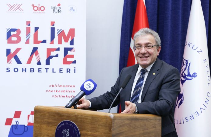 Yılmaz, "insanın duygusal ve motivasyonel yönleri halen benzersiz "