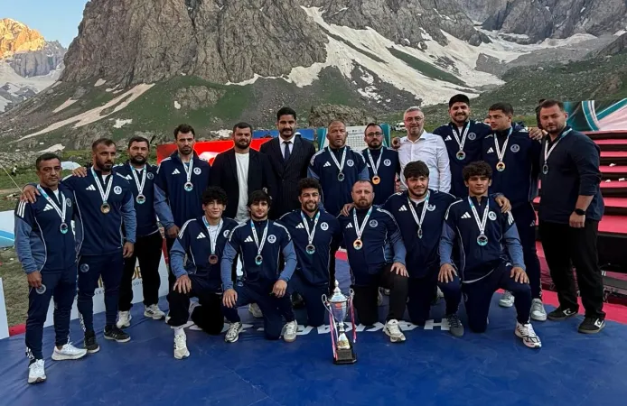 Kırkpınar'dan Balkanlara Kağıtspor fırtınası