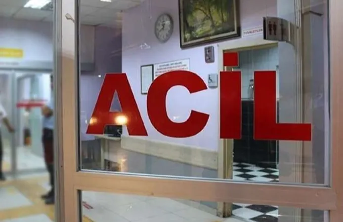 Zeytinburnu açıklarında gemide zehirlenme paniği! 4 kişi hastanede