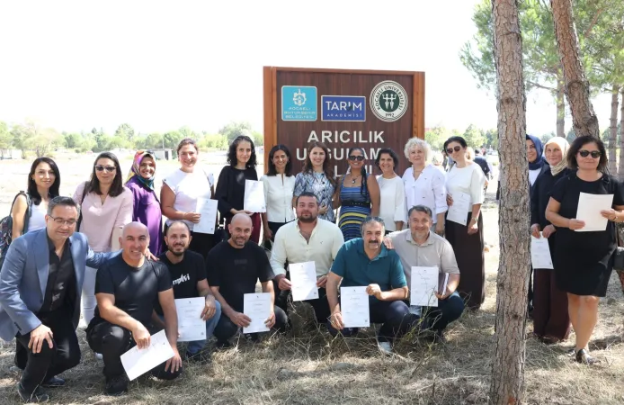 Kocaeli Tarım Akademisi'nde emekler sertifikayla taçlandı