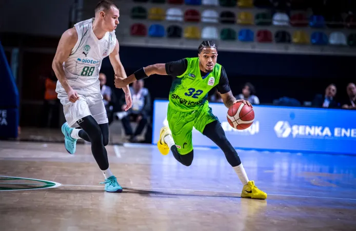 TOFAŞ son saniye basketiyle yendi