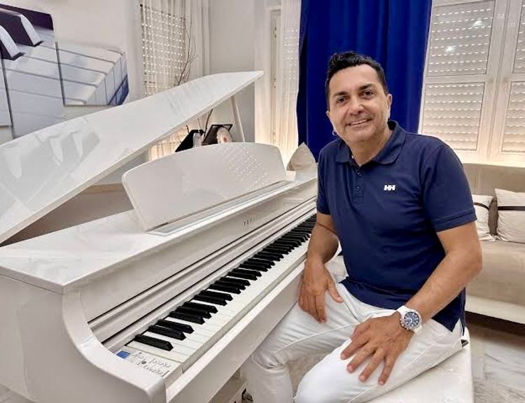 ALAÇATI YİNE ŞARKIMIZI SÖYLEDİ…