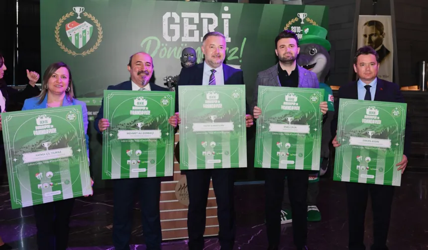 Bursa Osmangazi'de yeşil-beyaz sevdalılar buluştu... Türkiye’nin ilk insansı robotundan Bursaspor’a destek