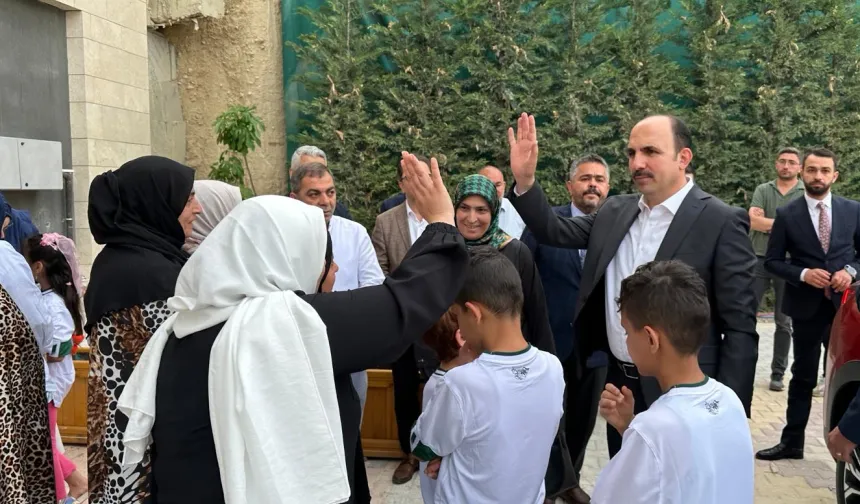 Konya'da Başkan Altay misafir edilen Gazzelilerle buluştu