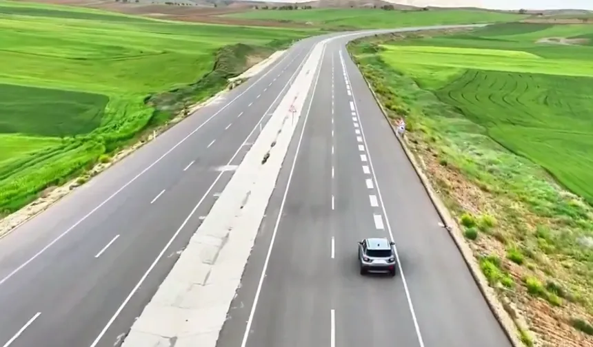 Türkiye'de bir ilk... Nallıhan-Beypazarı 'melodili yol' oldu
