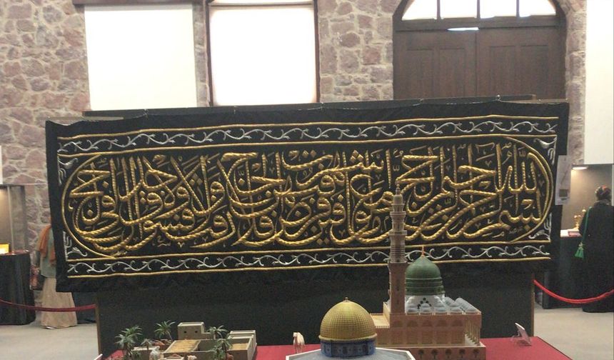 İZMİR KUTSAL EMANETLERE EV SAHİPLİĞİ YAPACAK