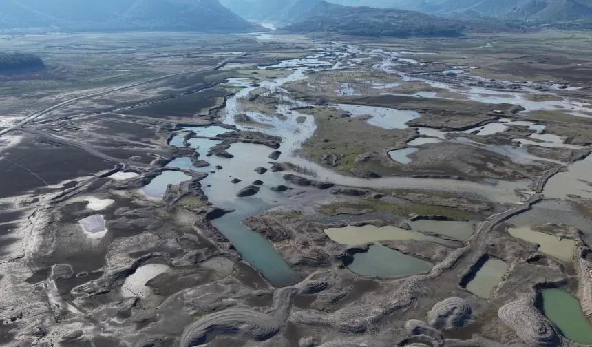 İzmir'de susuzluğa karşı üç aşamalı plan