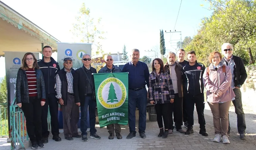 Antalya Büyükşehir orman yangınlarıyla mücadelesini sürdürüyor