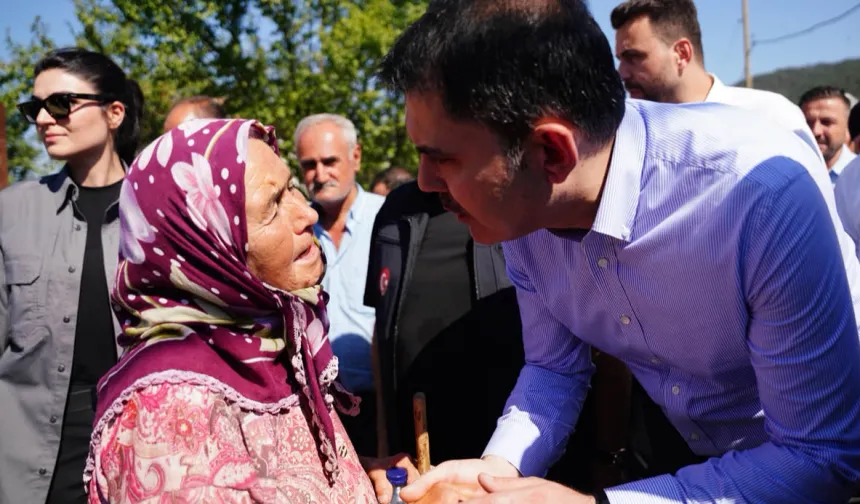 Bakan Kurum'dan 'Sındırgı afet konutları' paylaşımı