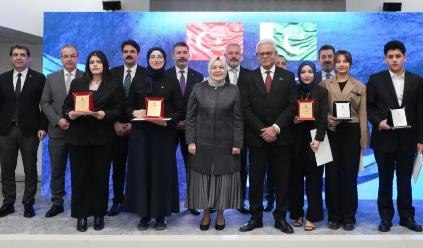 'Cinnah Genç Yazarlar' ödüllendirildi