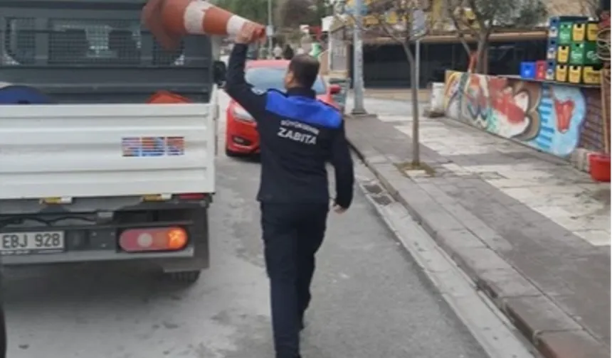 Denizli'de zabıta ekiplerinden kaldırım işgallerine sıkı takip