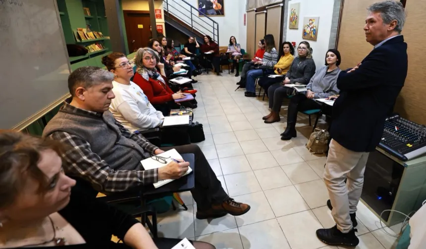 İzmir'de 'Anlatılmayan Öyküler' atölyesi başladı