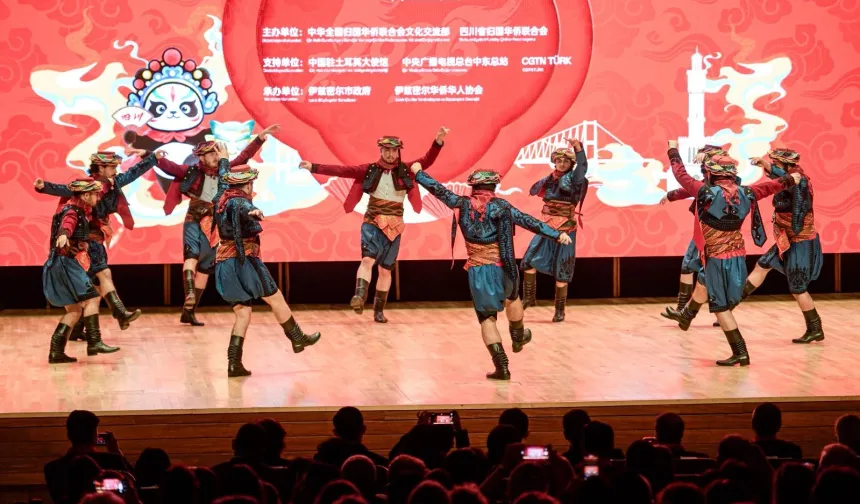 İzmir'de Çin yeni yılı coşkusu