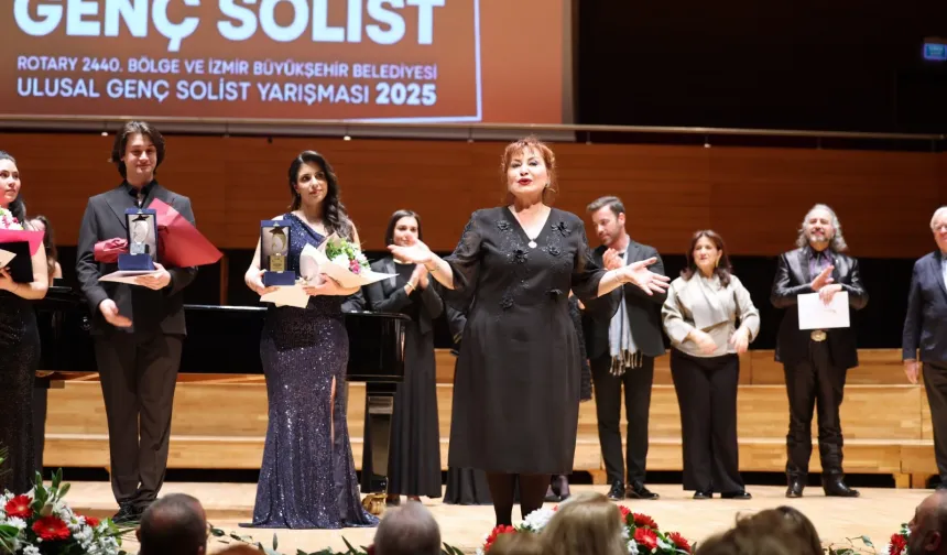 İzmir'de Ödüllü Ulusal Genç Solist Yarışması başlıyor