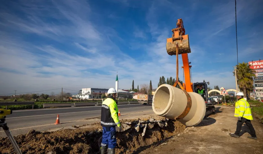 İzmir'de su birikintilerine kalıcı çözüm