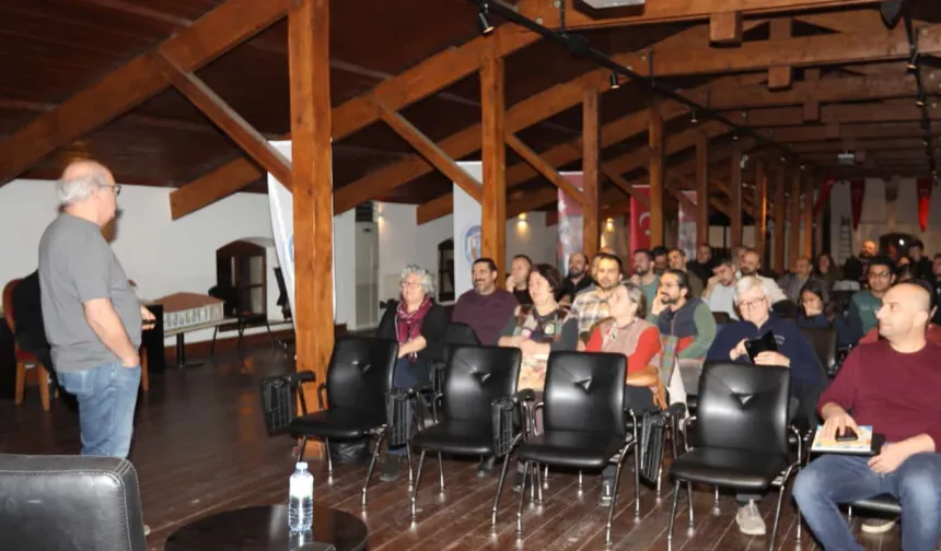 Selçuk Efes Kent Belleği'nde babalar için 'başarı' söyleşisi