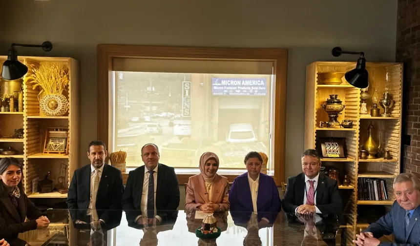 Bakan Göktaş Paterson'da Türk toplumuyla buluştu