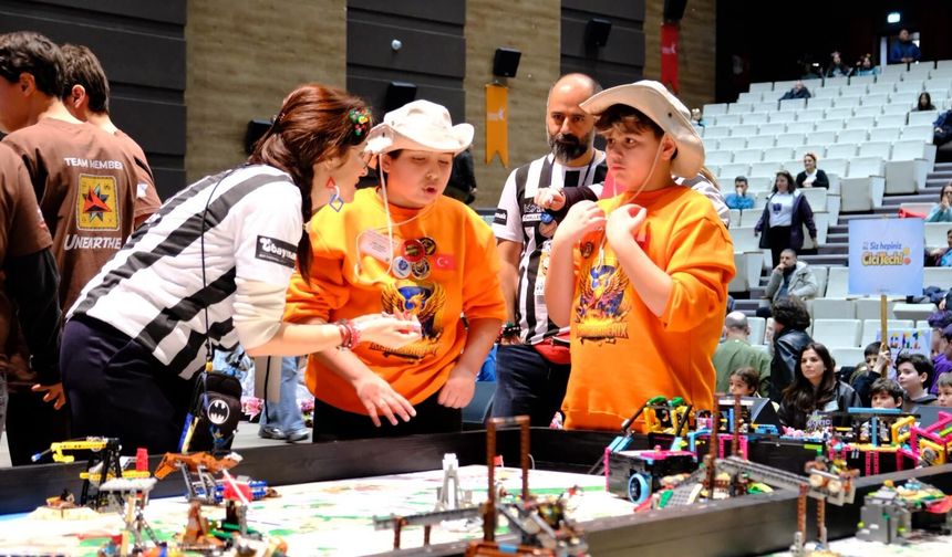 Ortaokul öğrencileri liseleri geride bıraktı...