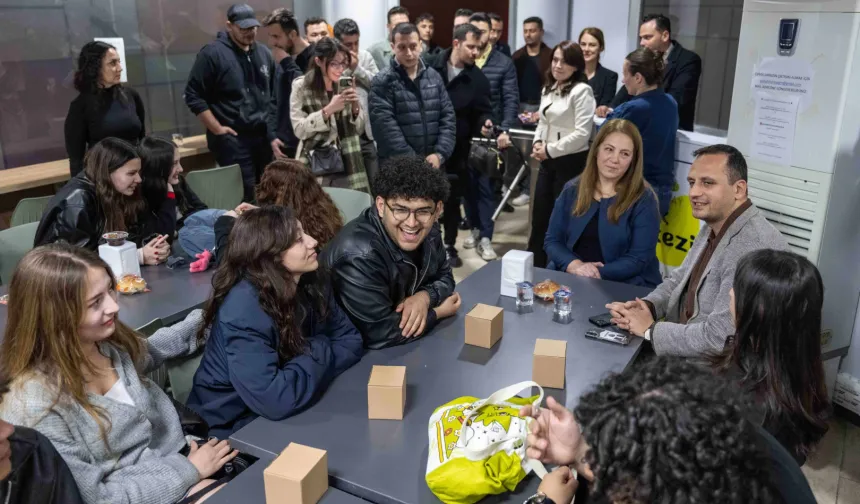 Bornova'da Gülşah Durbay Gençlik Merkezi'nde sıcak buluşma