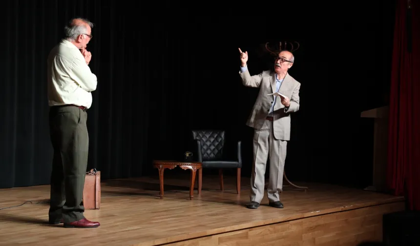 Bursa Osmangazi'de perde Orhan Kemal için açıldı