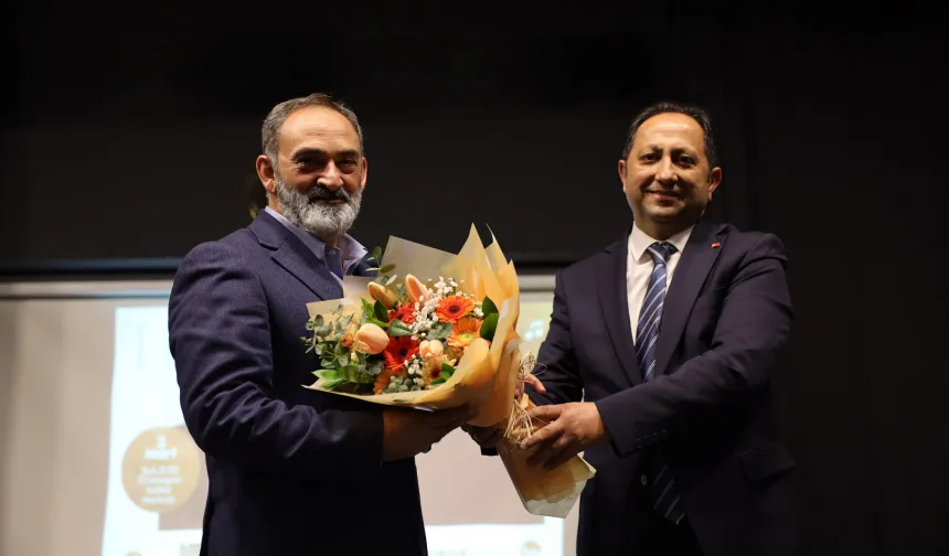 Dursun Ali Erzincanlı Sakarya'da şiirleriyle gönüllere dokundu