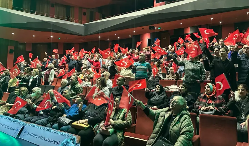 İstanbul Bakırköy'de Çanakkale ruhu türkülerle yaşatıldı