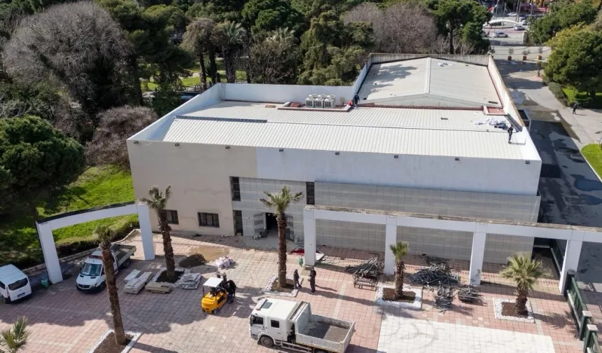 İzmir'de Hasan Âli Yücel'in adı Kültürpark'ta yaşayacak