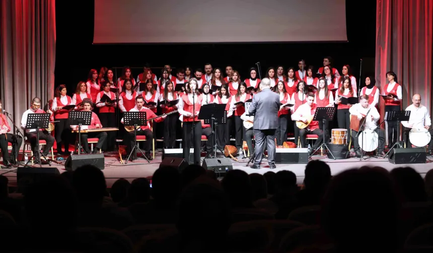Konya Karatay'da Çanakkale ruhunu yaşatan 'Memed' konseri