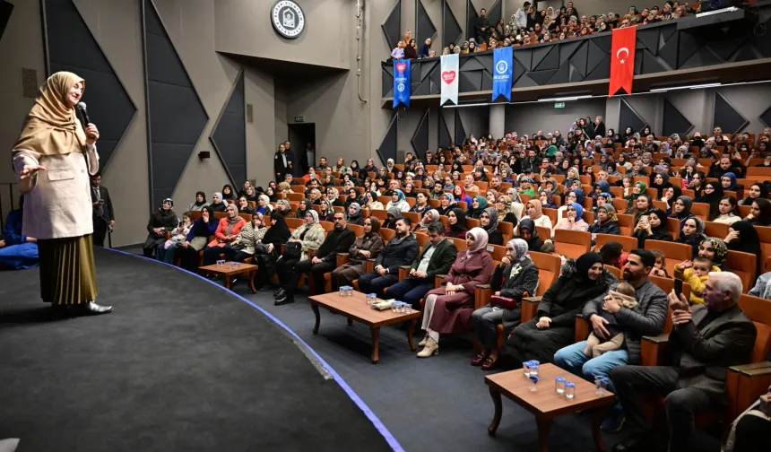 Uzman aile danışmanı Saliha Erdim, Yıldırımlılarla buluştu