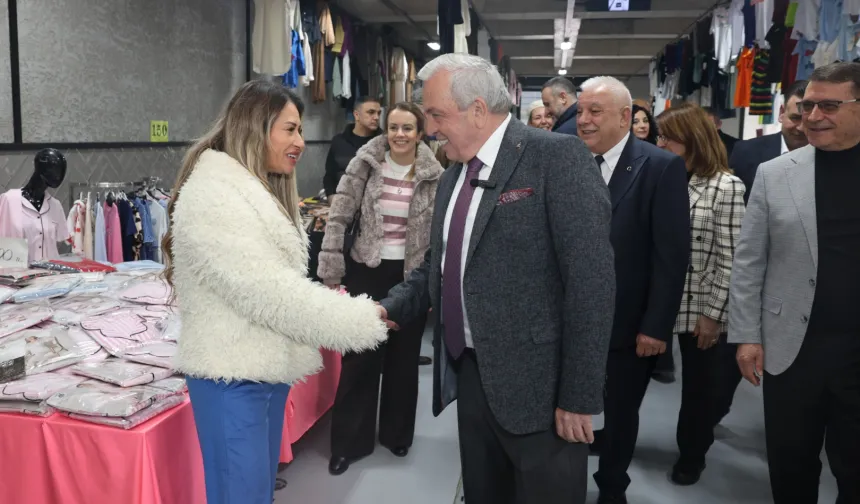 Bursa Nilüfer'in 8'inci giyim pazarı Balat'ta açıldı