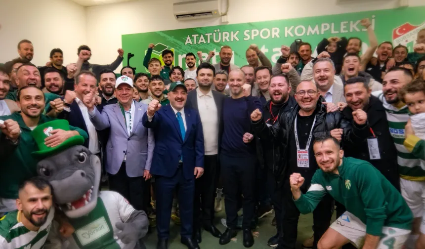 Bursaspor taraftarına deplasman desteği... Otobüs sözleri peş peşe geldi