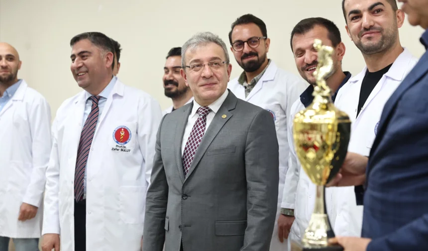 DEÜ Veteriner Fakültesi'nde beyaz önlük heyecanı