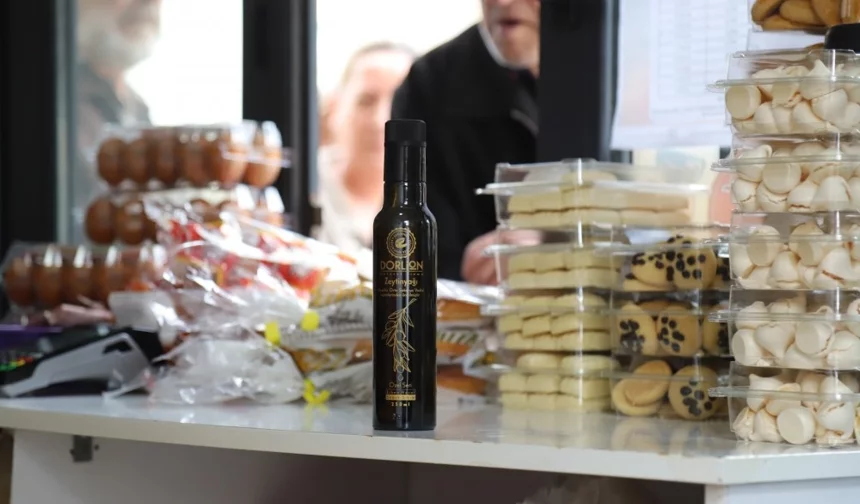 Dorlion zeytinyağı Halk Et Market ve Halk Ekmek raflarında