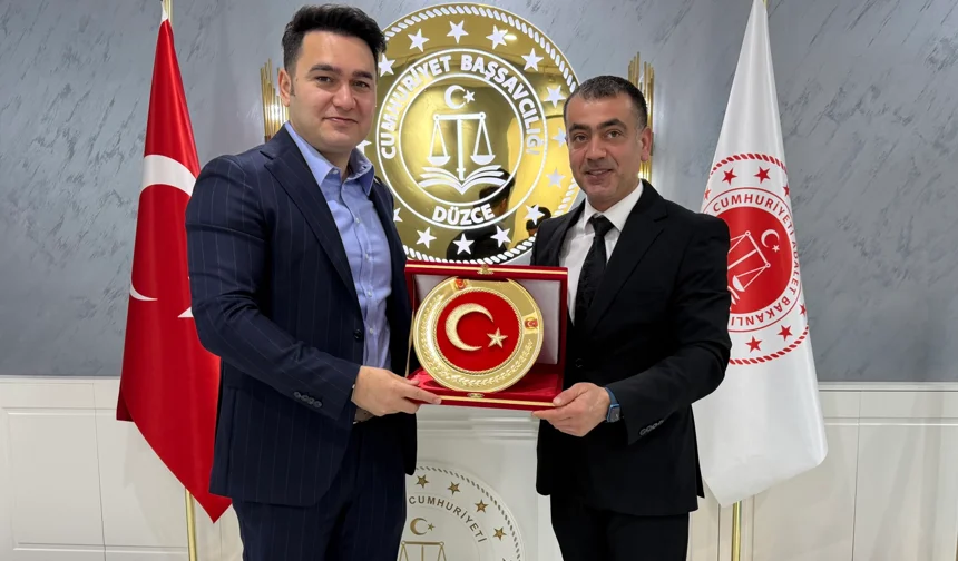 Düzce'de gazetecilerden Başsavcı Emre'ye ziyaret