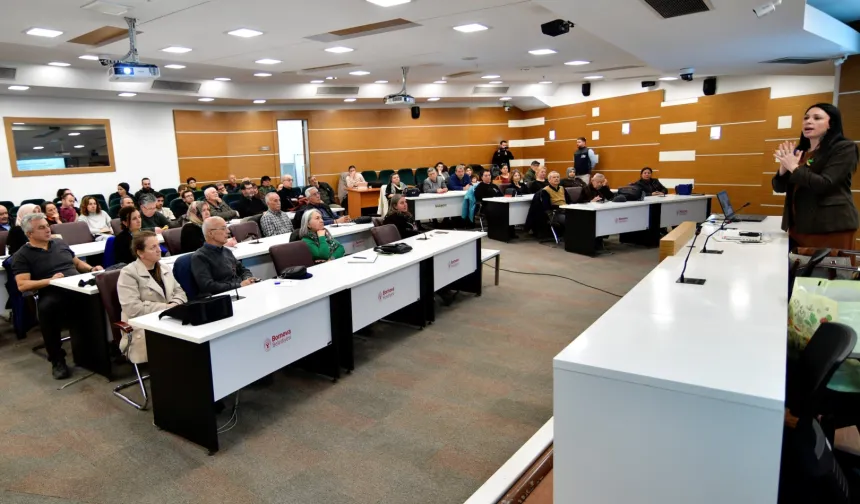 İzmir Bornova'da toprağın geleceği konuşuldu