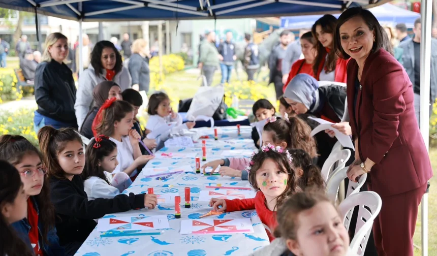 İzmir Karabağlar'da Çocuk Şenliği ilçeyi sardı