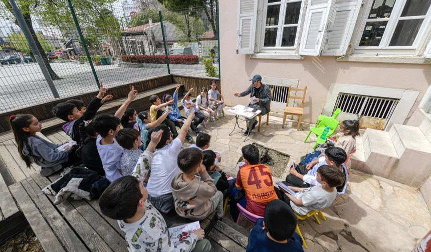 İzmir'de çocuklara özel kütüphane