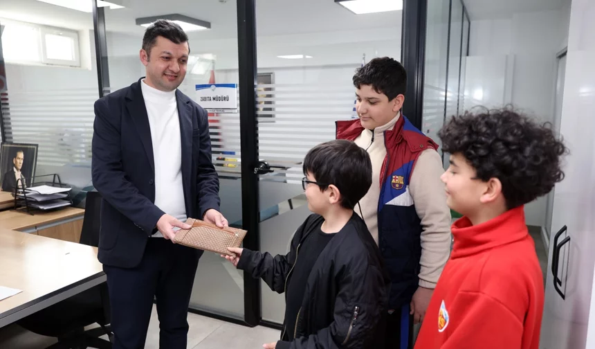 Kayseri Talaslı çocuklardan örnek davranış