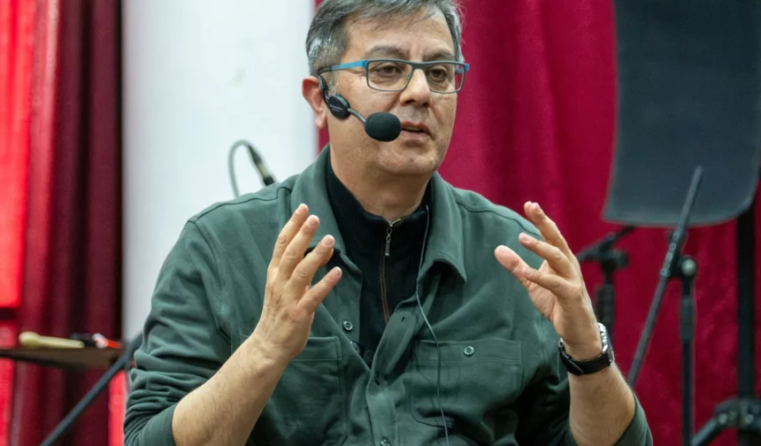 Manisa'da 'Ahmet Büke' Gördesli okurlarıyla buluştu