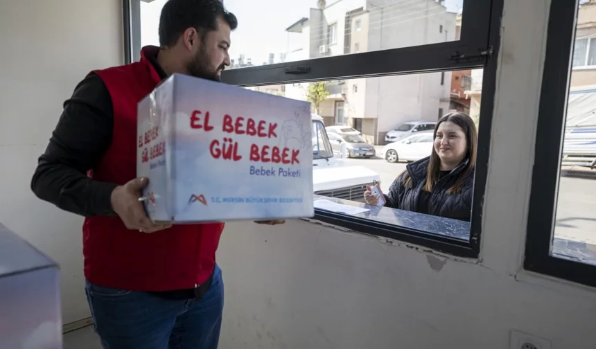 Mersin'de bebeklere 'El Bebek Gül Bebek' desteği