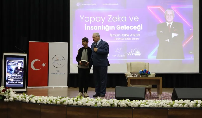 Van'da yapay zeka söyleşisine yoğun ilgi