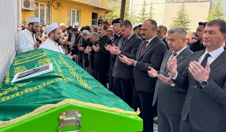 126 gün çığ altında kalan talihsiz çoban son yolculuğuna uğurlandı