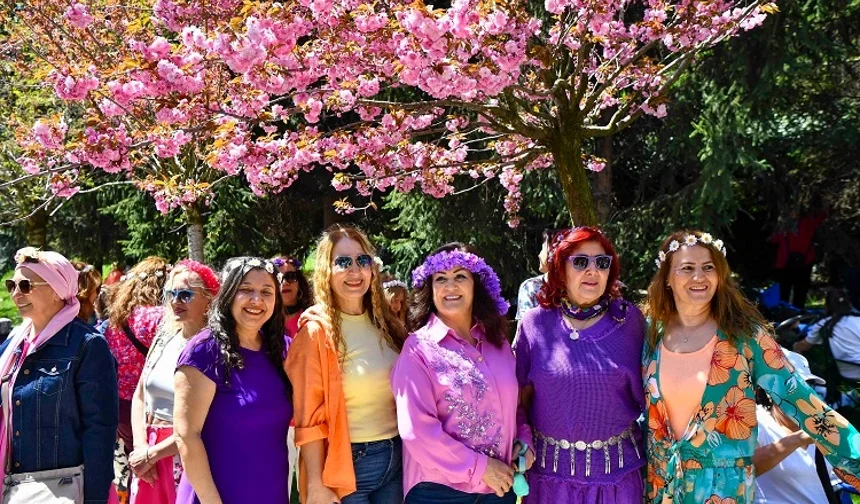 Ankaralı kadınlar baharı Sakura Şenliği'yle karşıladı